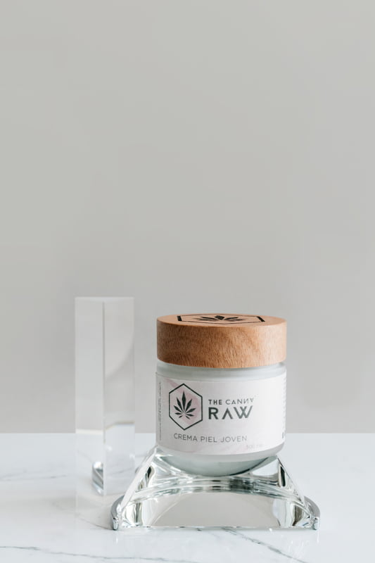 CREMA PIEL JOVEN 500 MG