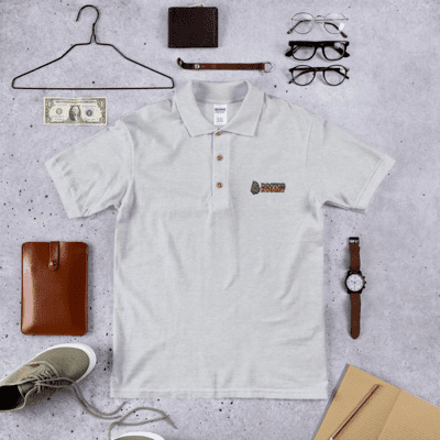 Polo bordado Dr. Nugget Polo bordado Dr. Nugget